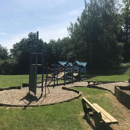 Le Repaire Des Belettes Vallee De Rabais 度假居