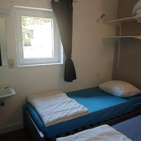 Le Repaire Des Belettes Vallee De Rabais 度假居 *